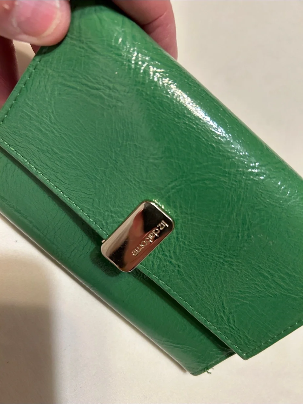 Liz Claiborne Emerald Green Leather Fold Wallet with Gold Tone Clasp